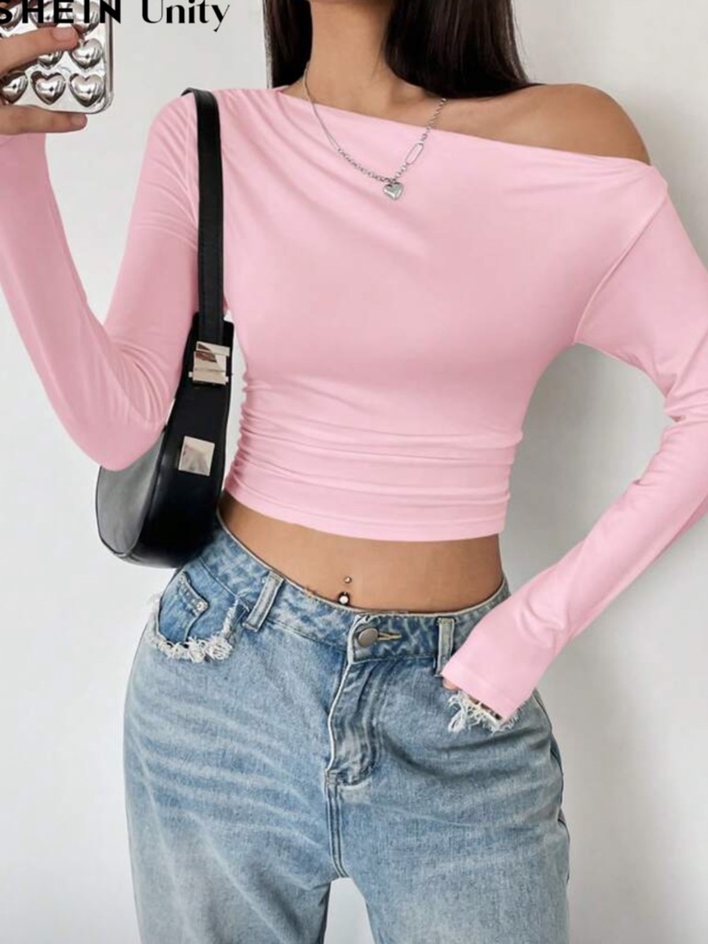 Off-Shoulder Long Sleeve Crop Top - Pink